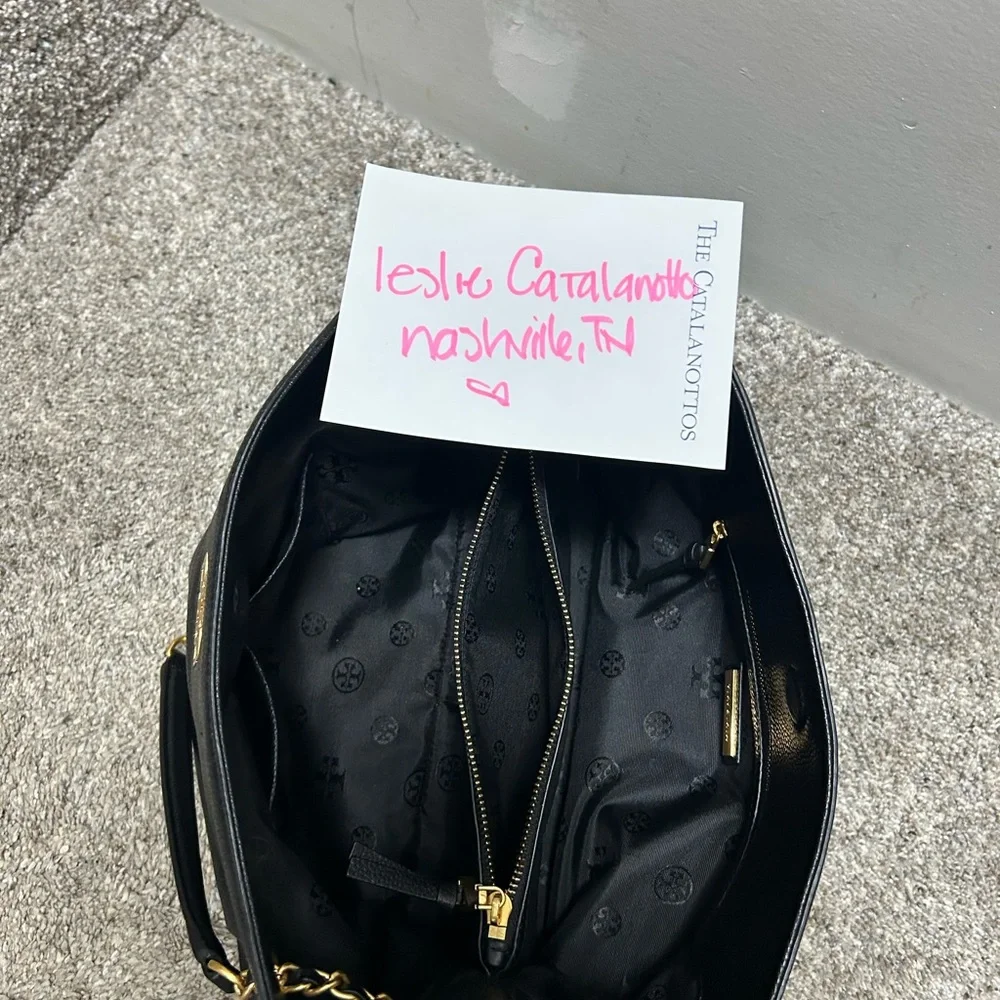 Tory Burch BRITTEN TRIPLE Black Leather Shoulder Bag tote with Gold Chain - Picture 5 of 7